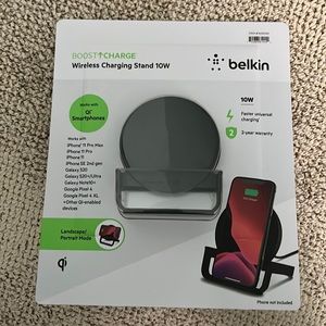 Brand new Belkin Charging Stand 10W
